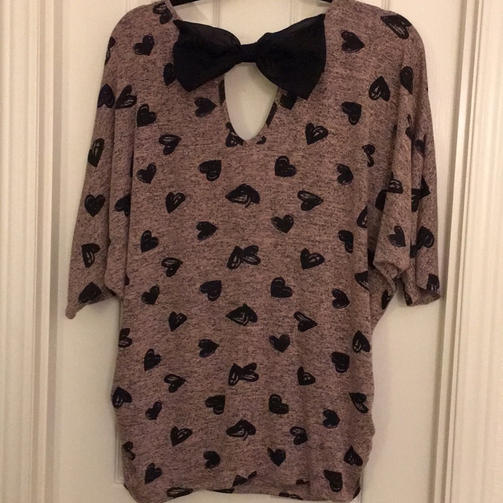 Pink top with black hearts & super cute black bow
